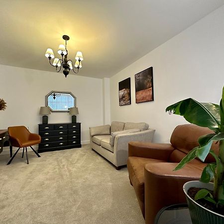 Clover Lodge Portsmouth Luxury Home With Off Road Free Parking Bagian luar foto