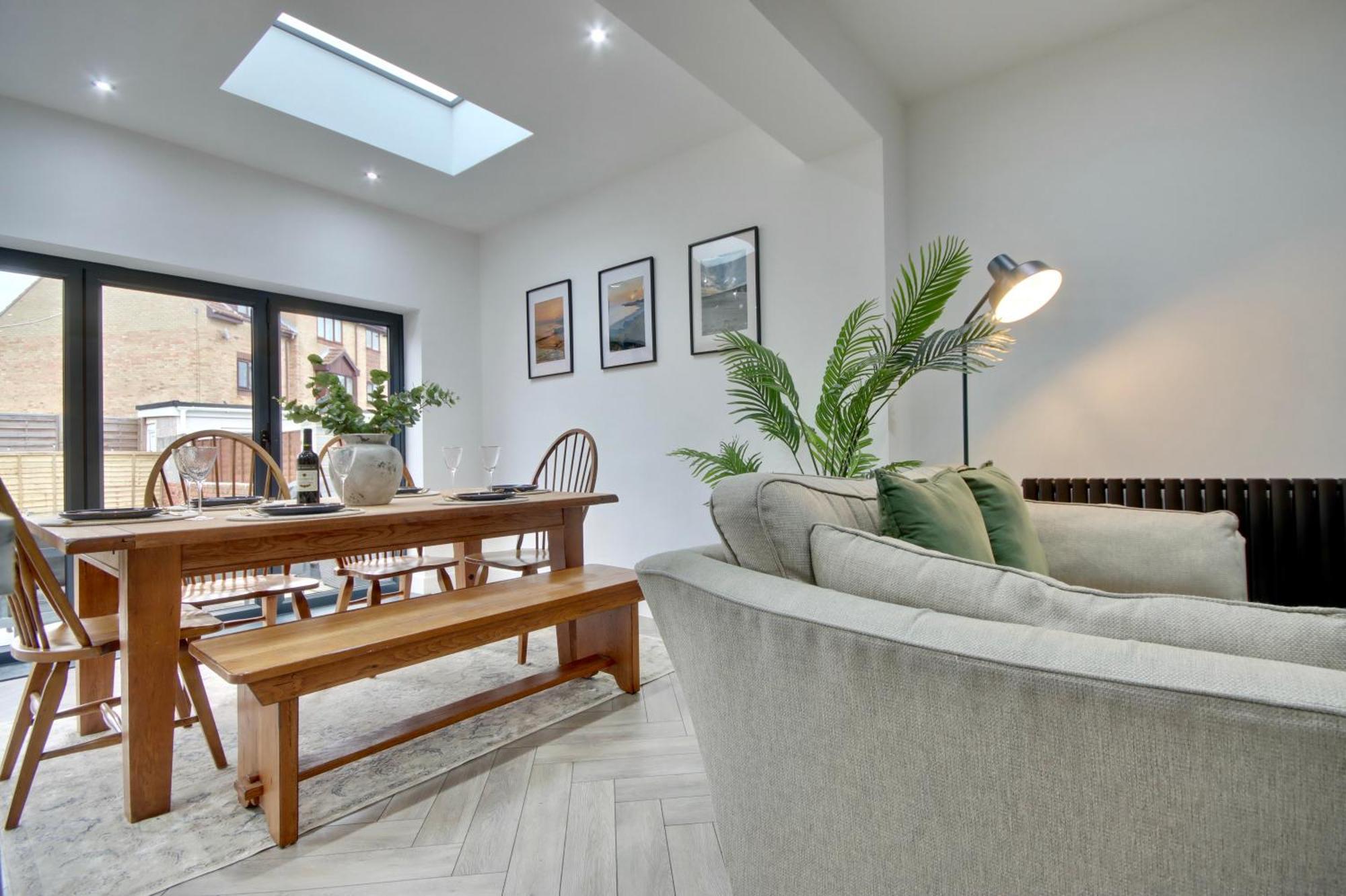 Clover Lodge Portsmouth Luxury Home With Off Road Free Parking Bagian luar foto