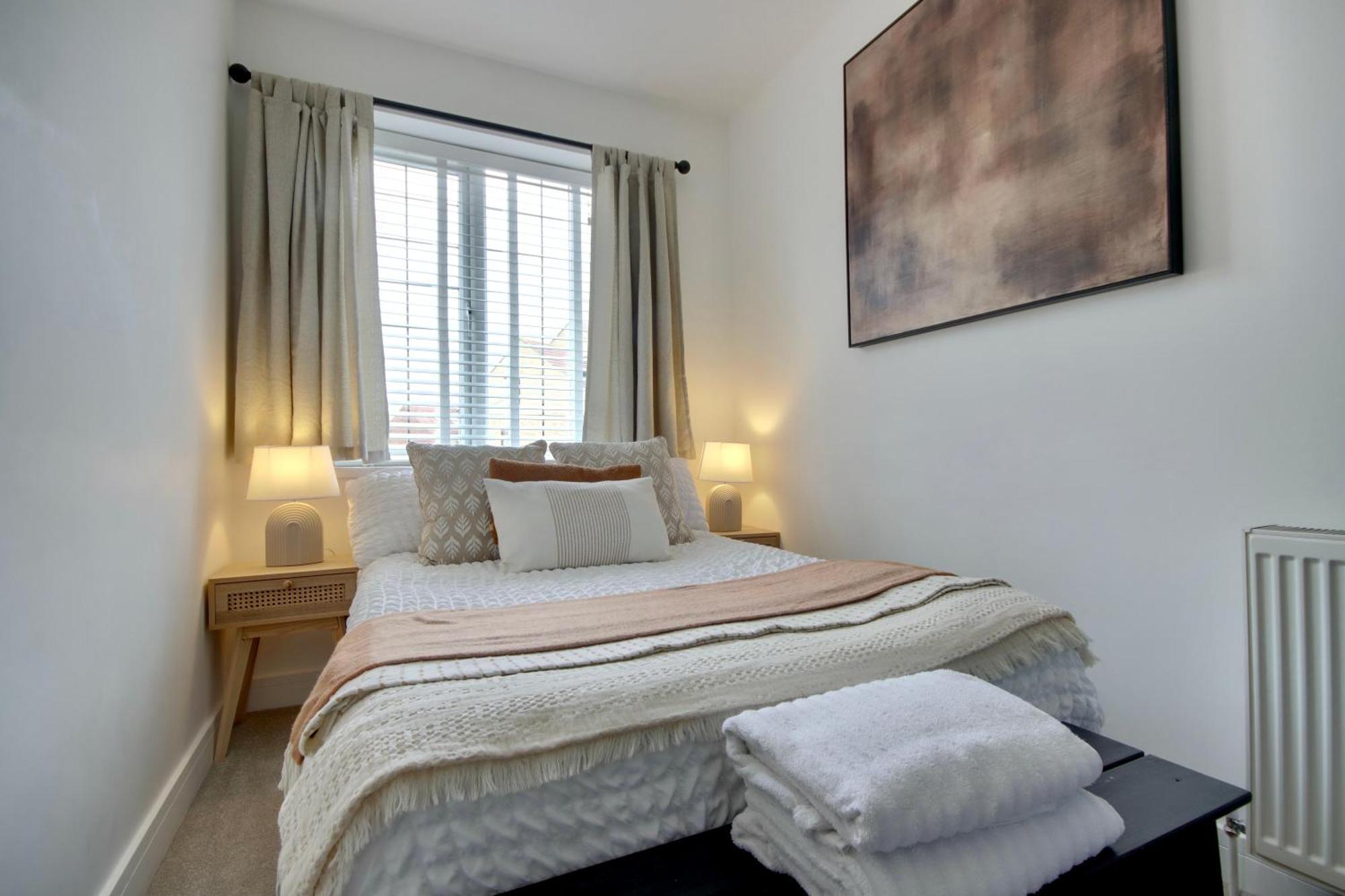 Clover Lodge Portsmouth Luxury Home With Off Road Free Parking Bagian luar foto